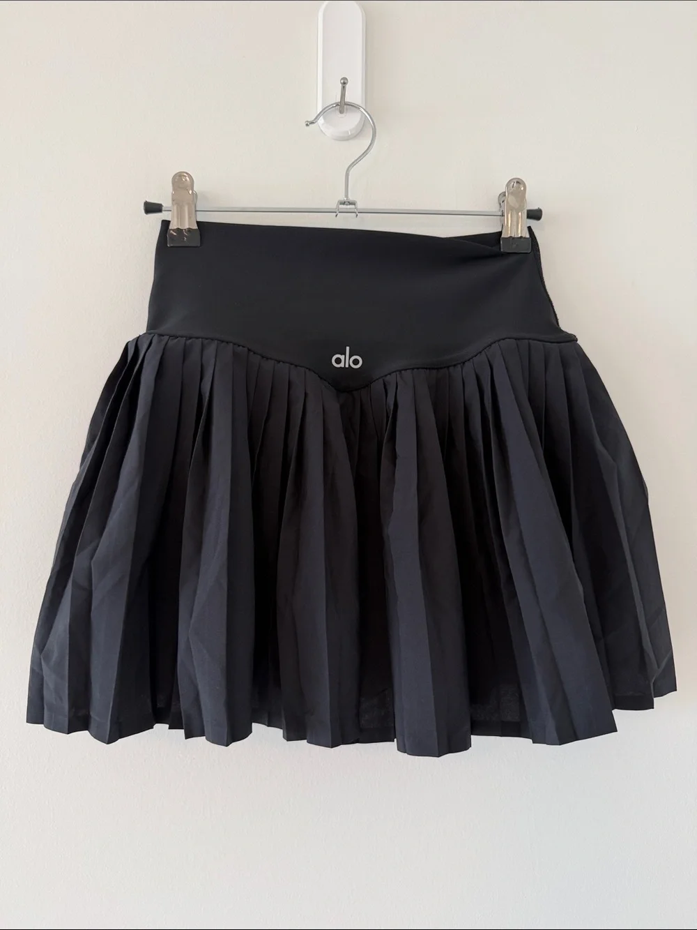ALO Yoga Black Pleated Mini Skirt